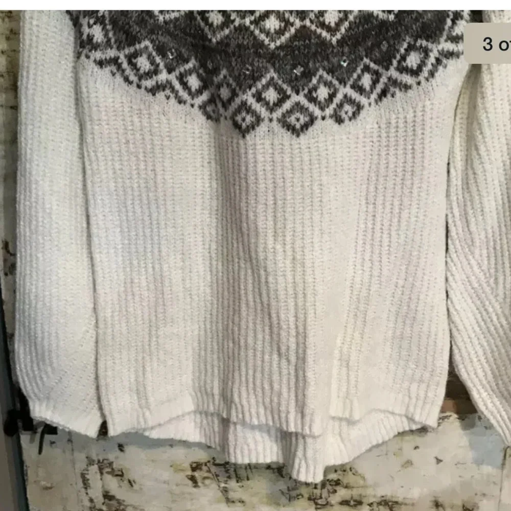 New Justice Girls Sweater Size 20 White Gray Bling